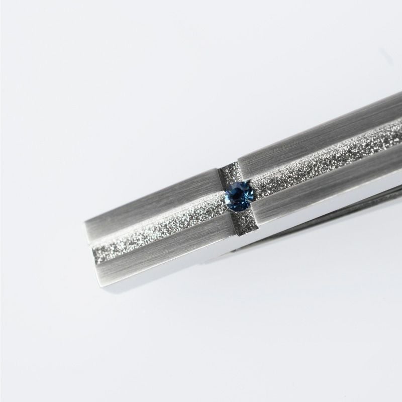 ネクタイピン 誕生石 クリスタルガラス 名入れ可 Tps-150 | TAVARAT