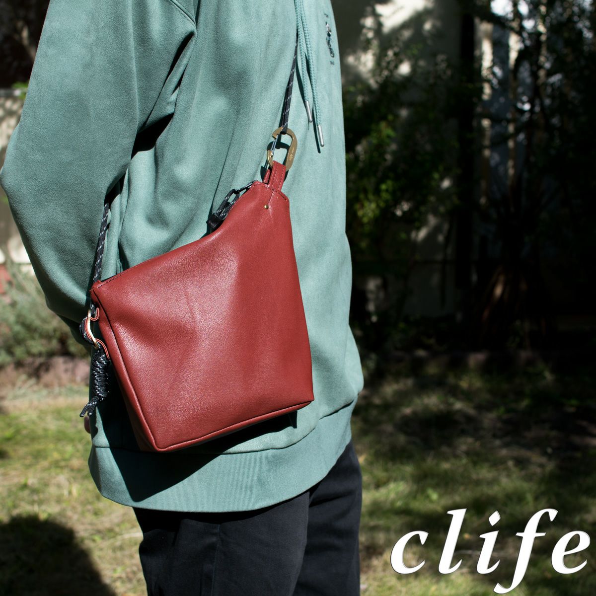 サコッシュ コンパクトバッグ 本革 キッドスキン 日本製 /clife PENTA