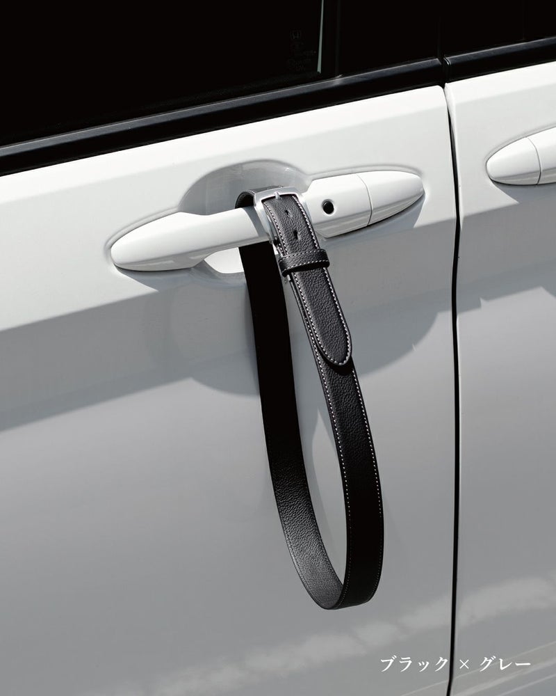 耐久性の高さをアピールする本革ベルト